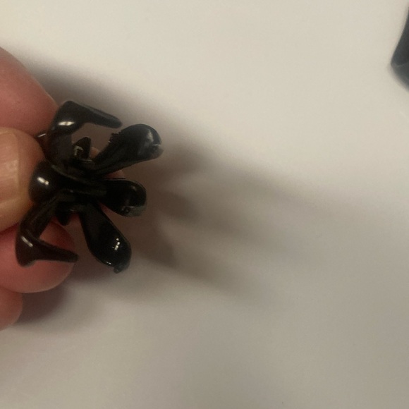 Black and Brown Hair Claw Clips Set - Picture 6 of 6